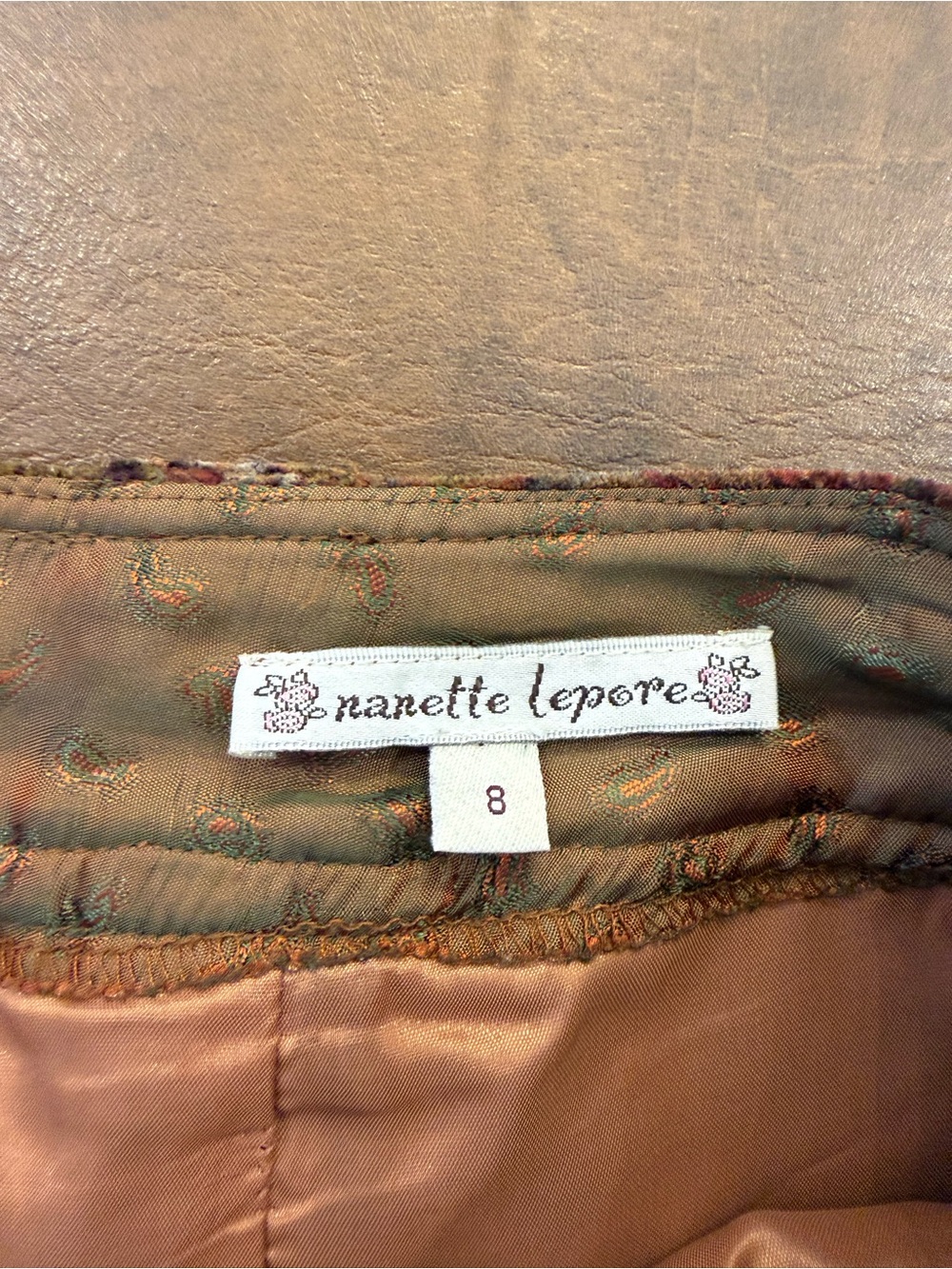Nanette Lepore Olive Paisley Mini Skirt with Trim Y2K Tapestry Boho Chic Size 8 - Picture 5 of 12